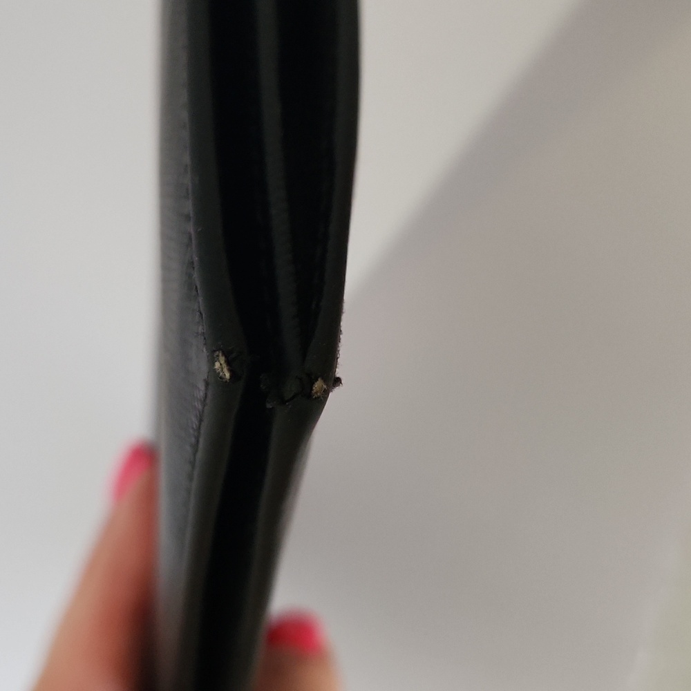 Prada Black Wallet - Picture 14 of 14